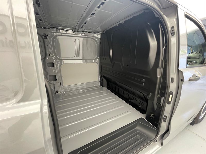 Volkswagen Transporter (2025) Nový T7 skříň TDI KR 6G - fotka 21 z 29