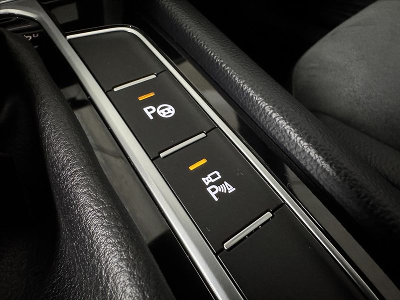 Volkswagen Arteon Shooting Brake 1,4 TSi  DSG R-Line LED Assist - fotka 45 z 50