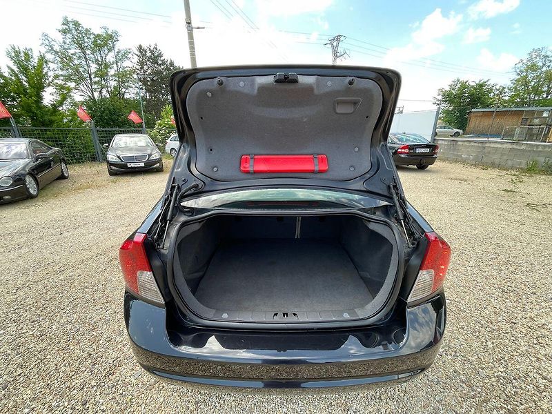 Volvo S40 1.6D 84KW*NOVÉ VSTŘIKY* - fotka 12 z 28