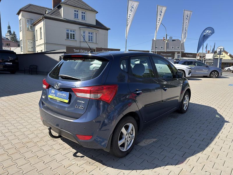 Hyundai ix20 1.4i 66kW KLIMA REZERVACE - fotka 7 z 22
