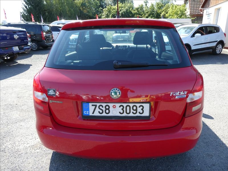 Škoda Fabia 1,2 HTP 2x kola, koupeno v ČR - fotka 6 z 40