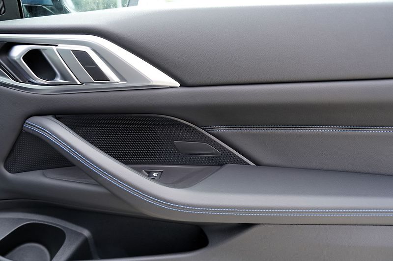 BMW Řada 4 420i Coupé M Sport paket/190PS - fotka 17 z 38