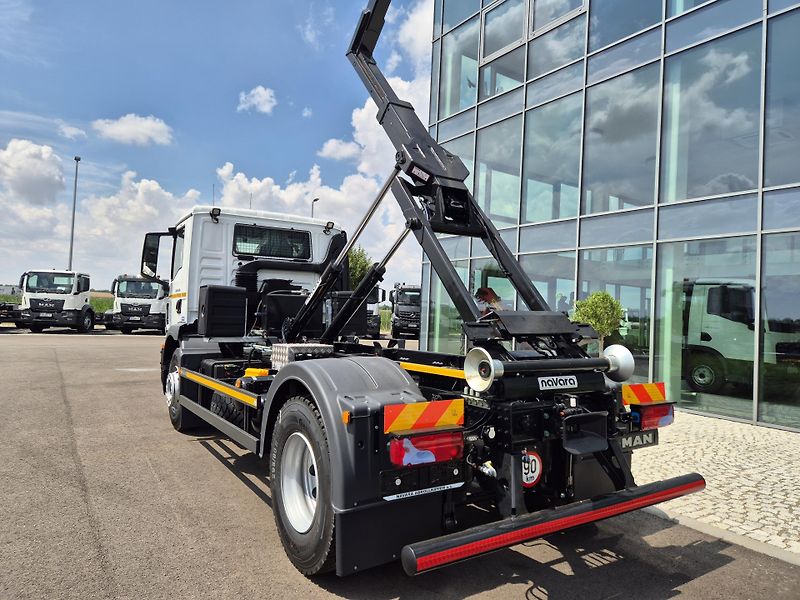 MAN TGM 18.320 NOSIČ KONTEJNERU 10T - fotka 11 z 37