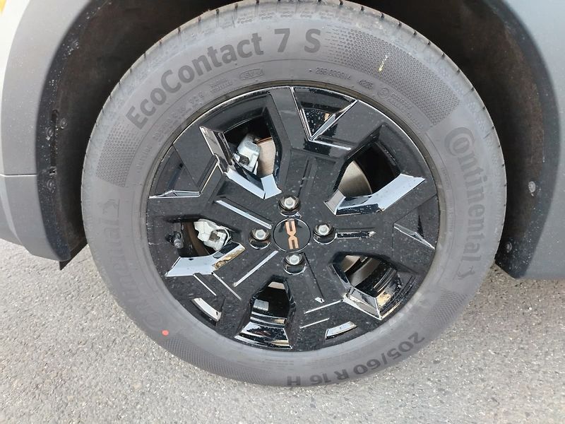 Dacia Sandero (2026) Stepway Extreme ECO-G 120 Auto - fotka 12 z 13