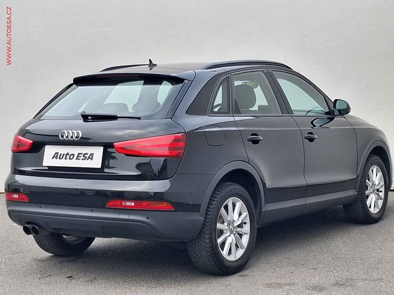 Audi Q3 (2013) 2.0 TFSi quattro, Bixen, navi - fotka 4 z 19