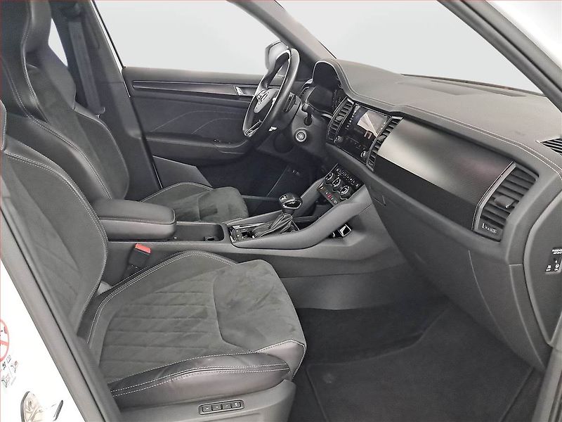 Škoda Kodiaq (2023) Sportline 2.0 TDI - fotka 9 z 20