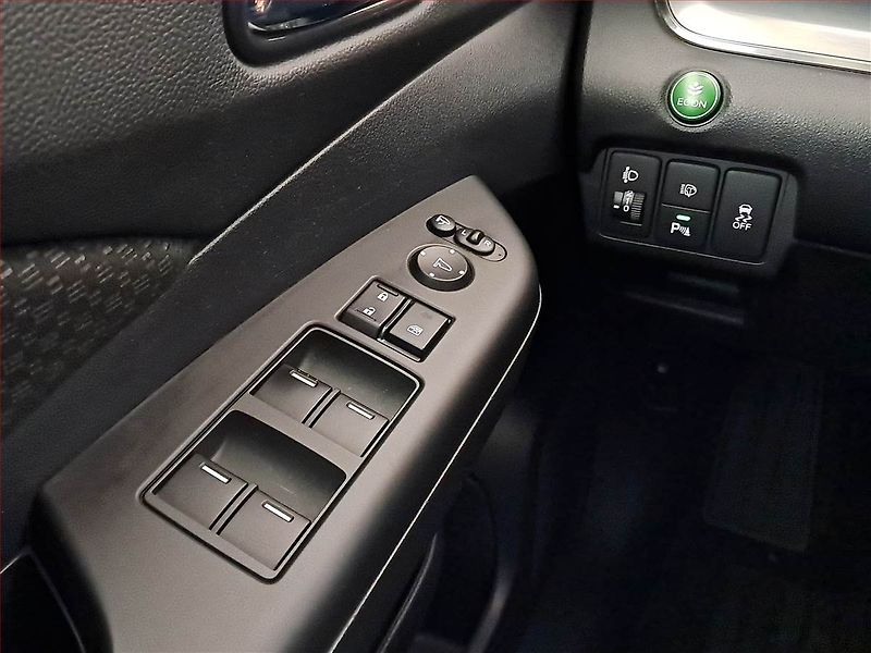 Honda CR-V (2018) 1.6 i-DTEC, Serv.kniha - fotka 17 z 18