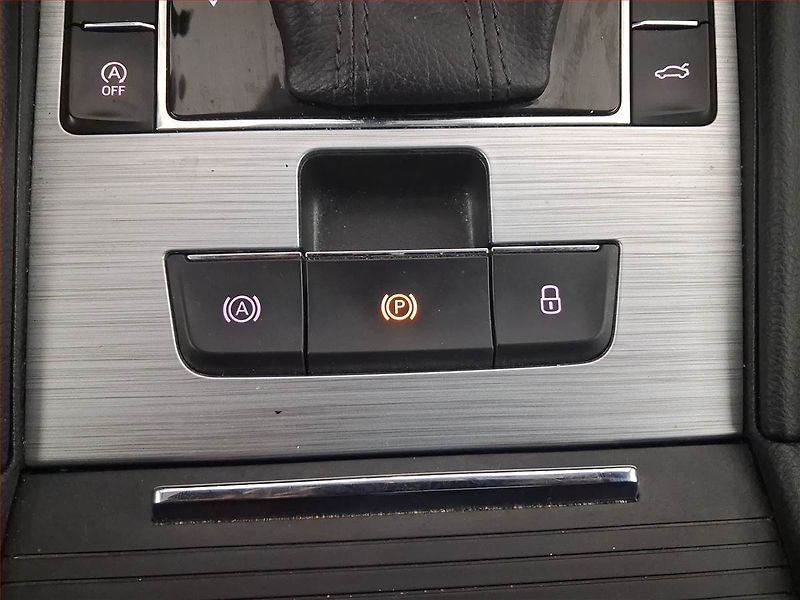 Škoda Superb (2020) 2.0 TDI, Automat, ČR,1.maj - fotka 28 z 32