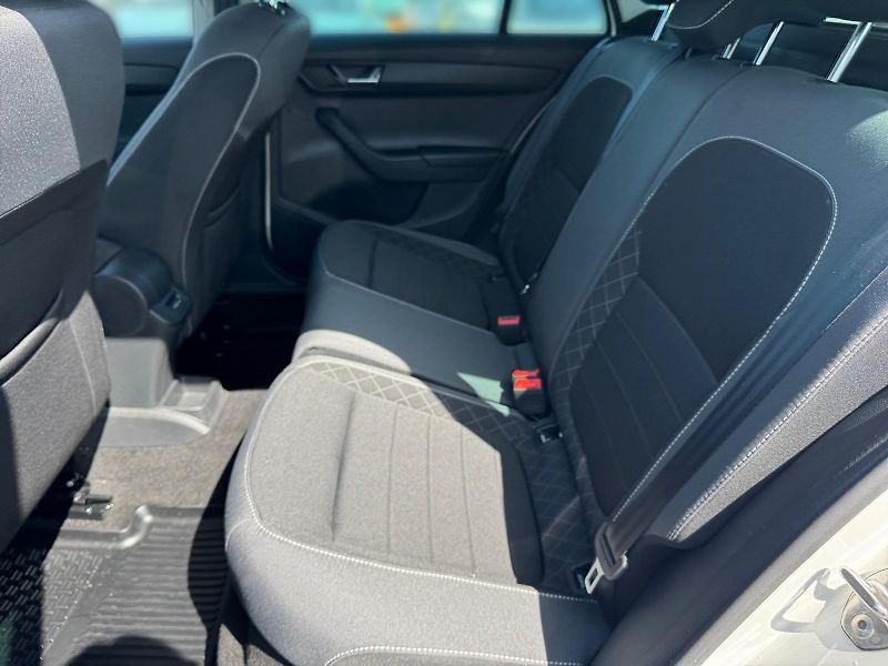 Škoda Fabia (2023) AMBITION 1.0TSI 70kW CZ DPH - fotka 8 z 11