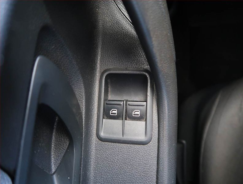 Škoda Roomster (2012) 1.2 12V, Tažné, za super cenu - fotka 14 z 14