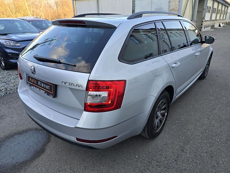 Škoda Octavia STYLE LED DIGIKLIMA-DPH - fotka 4 z 37