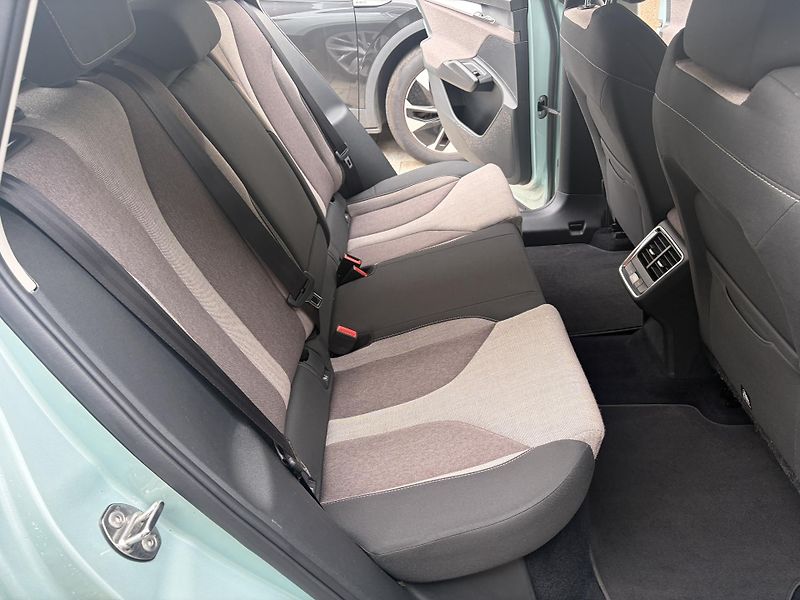 Škoda Enyaq (2021) 60, TC, SOH:89%, Matrix, tazne - fotka 13 z 15