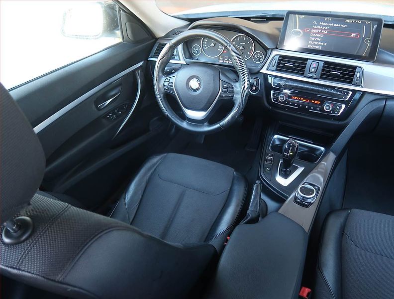 BMW Řada 3 (2014) 320d xDrive GT, 4X4, Automat - fotka 7 z 22