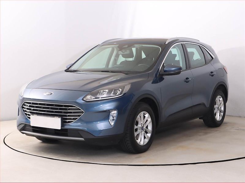 Ford Kuga (2021) Titanium 1.5 EcoBlue - fotka 2 z 20