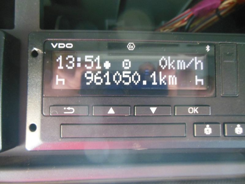 Renault Trucks T T460, Šatní skříň - fotka 27 z 29
