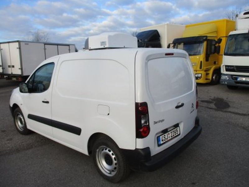 Citroën Berlingo chladící s el. zásuvkou - fotka 16 z 16