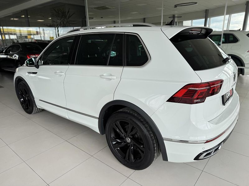 Volkswagen Tiguan 1,5TSI DSG*R-LINE*REZERVACE! - fotka 7 z 32