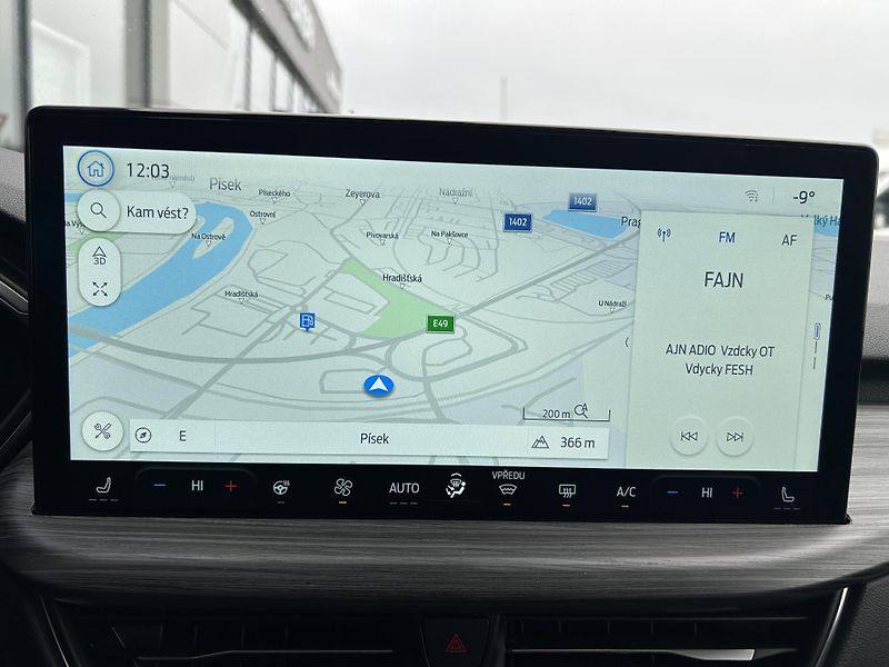 Ford Kuga 2.5 Hybrid HEV 134kW Active X - fotka 29 z 41
