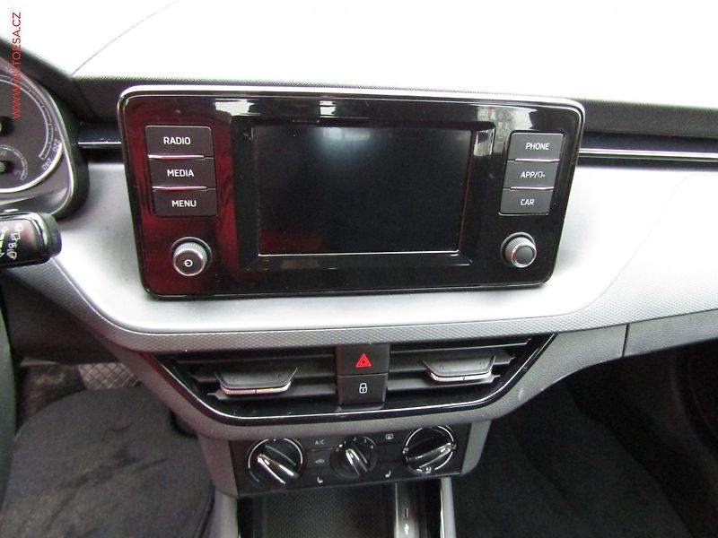 Škoda Scala (2020) 1.6 TDi, Ambition, DSG - fotka 14 z 18