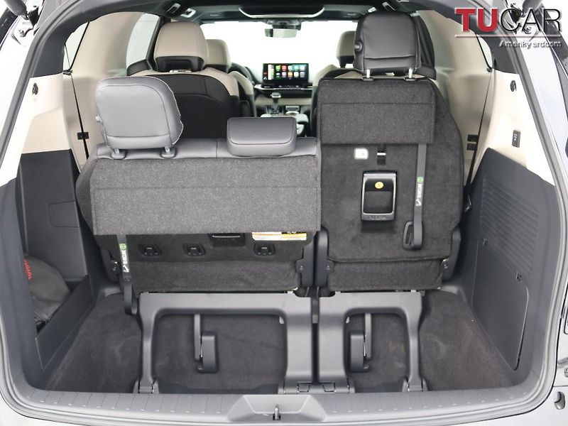 Toyota Sienna (2026) Platinum 2.5 HEV AWD - fotka 66 z 76