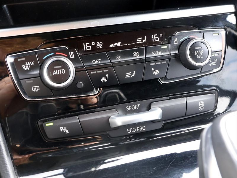 BMW Řada 2 1,5 118i 100kW LED Automat - fotka 29 z 41
