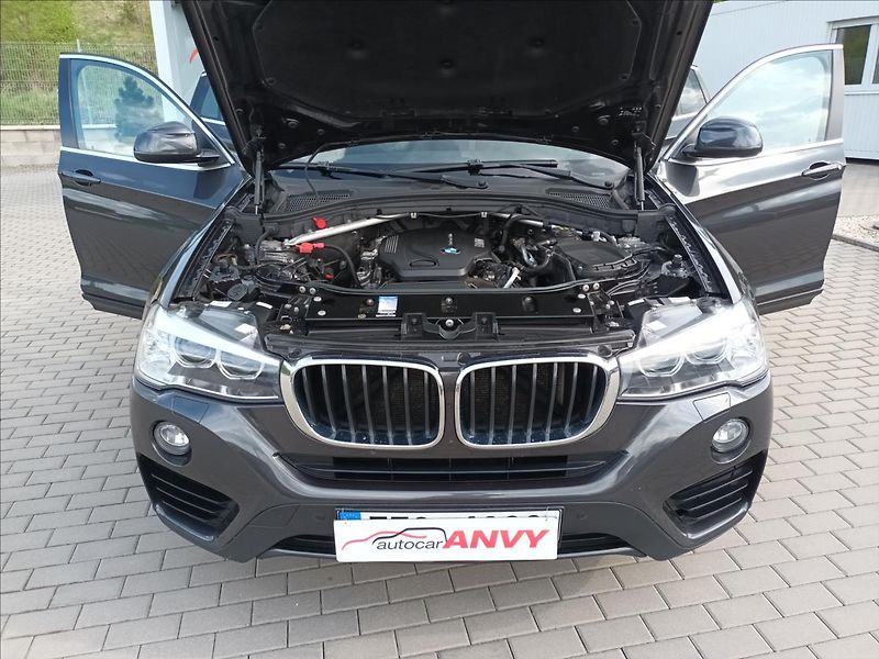 BMW X4 2,0 xDrive20d,MANUÁL,NAVI, - fotka 27 z 41