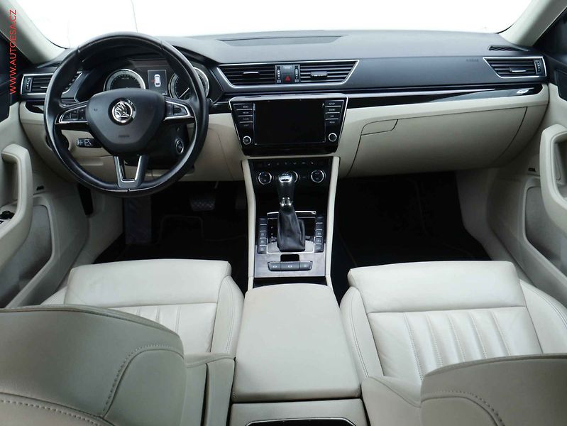 Škoda Superb (2016) 2.0 TDi 4x4, ČR, L&K, DSG - fotka 8 z 20