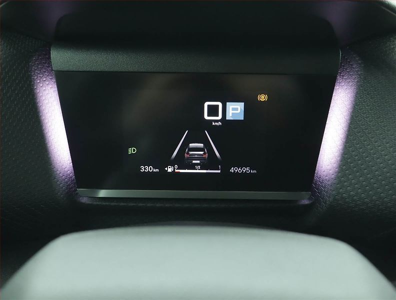 Citroën C4 X (2023) 1.2 PureTech, Automat - fotka 11 z 17