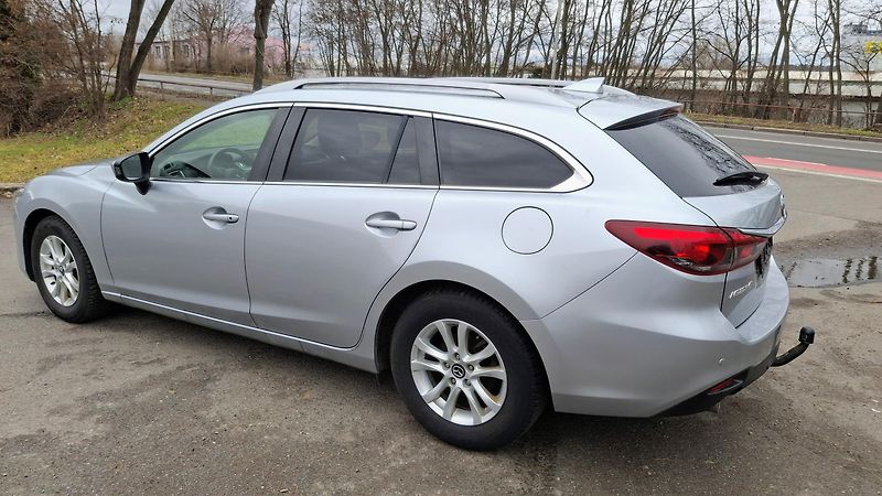 Mazda 6 2.0 121 KW Facelit 1. majitel - fotka 18 z 46