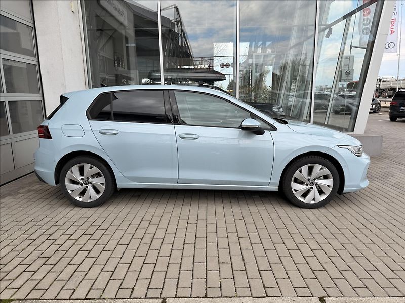 Volkswagen Golf (2025) 1,5 TSI 6G  People - fotka 4 z 16