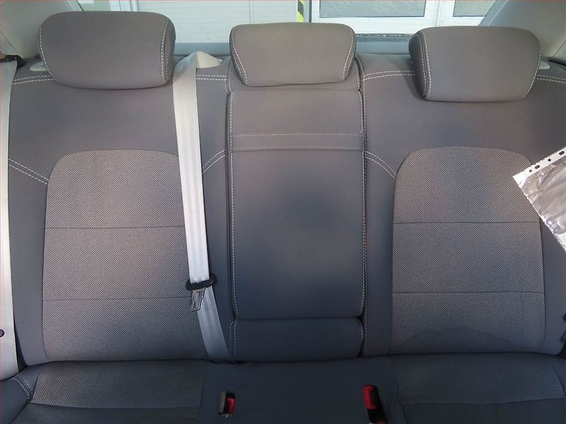 Audi A4 (2013) 2.0 TDI, Park. senzory - fotka 10 z 18
