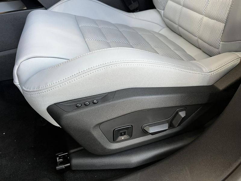 Citroën C5 Aircross (2026) MAX Hybrid 145k Automatic - fotka 9 z 28