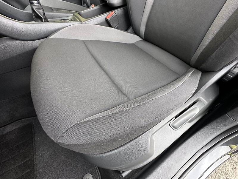 Škoda Karoq (2018) 1.0TSI/85kW * 1.Maj.  - fotka 7 z 28