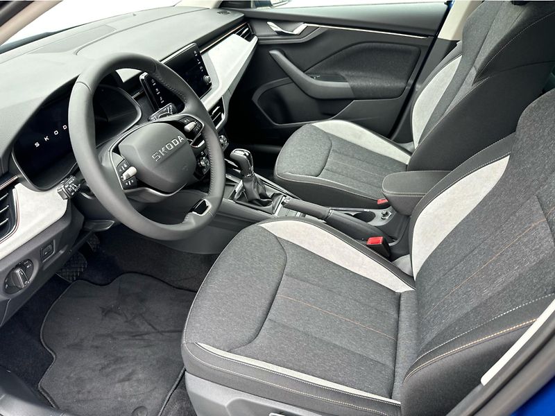 Škoda Scala Top Selection 1,0TSi 81kW AMBI - fotka 11 z 21