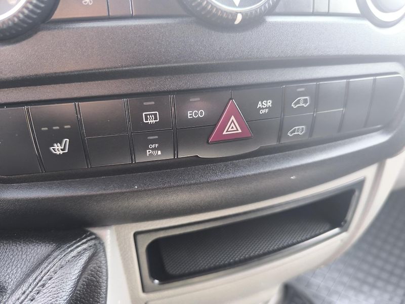 Mercedes-Benz Sprinter (2015) 2.2 DOLOŽENÉ KM - fotka 26 z 30