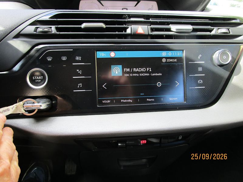 Citroën Grand C4 SpaceTourer (2020) 1,5 HDi 7 míst - fotka 31 z 32