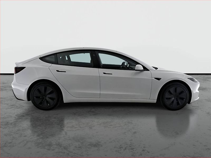 Tesla Model 3 (2024) Standard Range LFP, SoH 97% - fotka 6 z 18