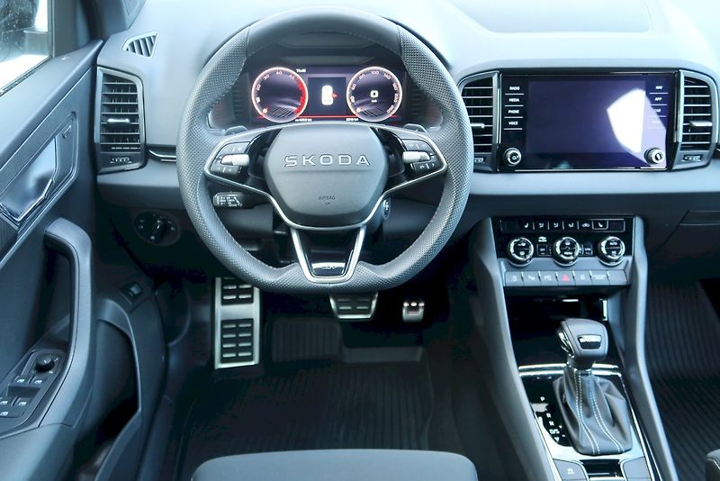 Škoda Karoq (2025) SportLine 2,0 TDi /110 kW - fotka 14 z 32