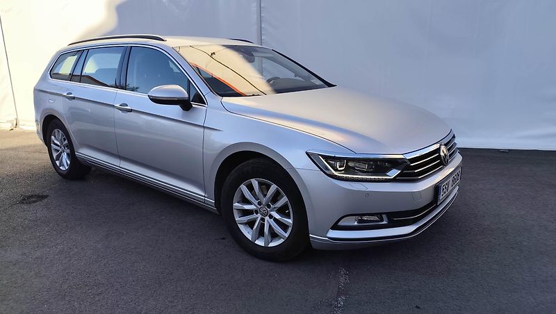 Volkswagen Passat (2019) Webasto-el.tažné-Matrix-Adapt. - fotka 5 z 37
