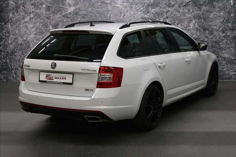 Škoda Octavia 2,0 TSI 162KW MAN VRS MODE - fotka 4 z 36