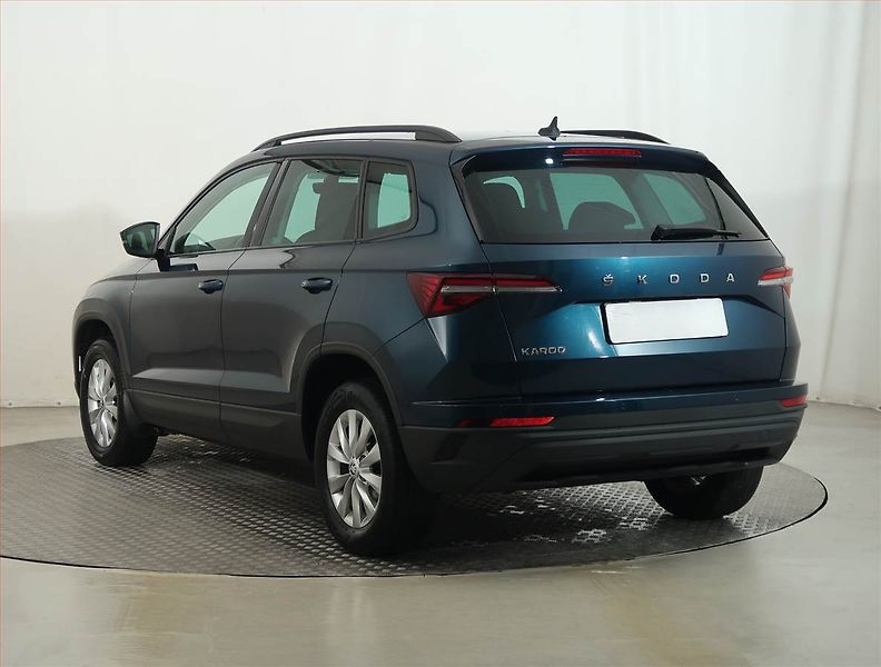Škoda Karoq (2022) Ambition Plus 1.5 TSI - fotka 4 z 13