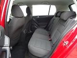 Volkswagen Golf (2009) 1.6i,75kW,1maj,S.kni,klima - náhled 19