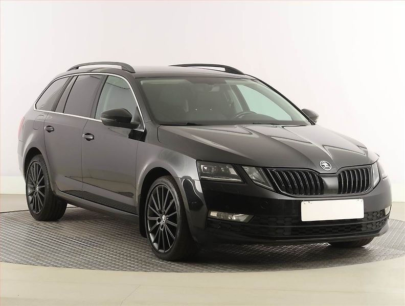 Škoda Octavia (2017) Style Plus 1.6 TDI, Tempomat - fotografie inzerátu