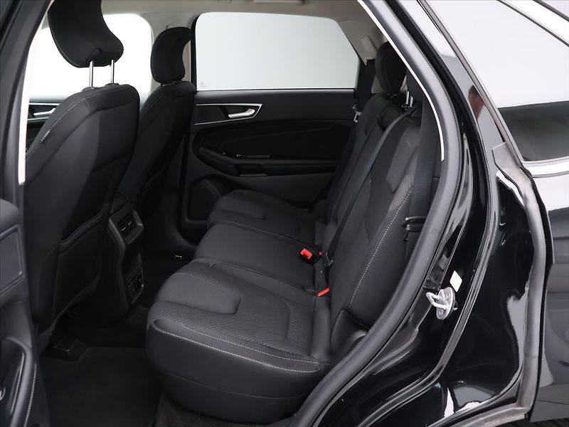 Ford Edge 2,0 TDCI 132kW AWD DPH - fotka 14 z 32