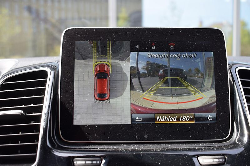 Mercedes-Benz GLE (2019) 350d AMG/Coupe/Tažné/KeyLess/ - fotka 13 z 40