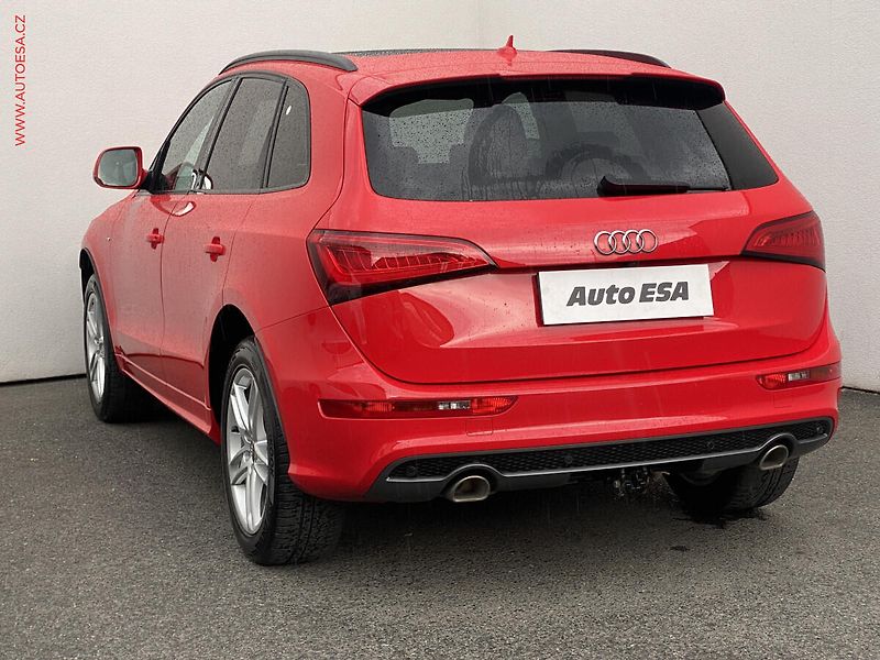 Audi Q5 (2013) 3.0 TDi Quattro, AT, navi - fotka 6 z 23