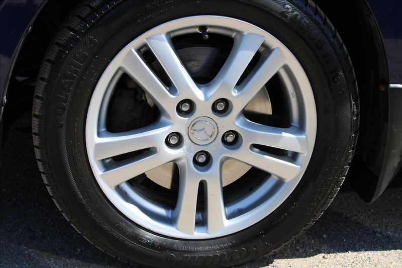 Mazda 5 1,8 i  7 MÍST,TAŽNÉ - fotka 21 z 29