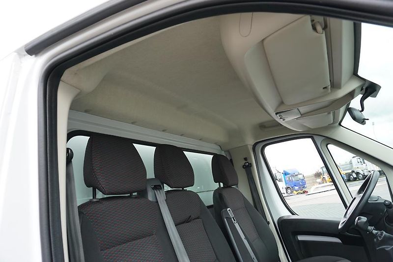 Peugeot Boxer (2023) 2,2 HDi / 140 KM / WYWROTKA /  - fotka 26 z 52