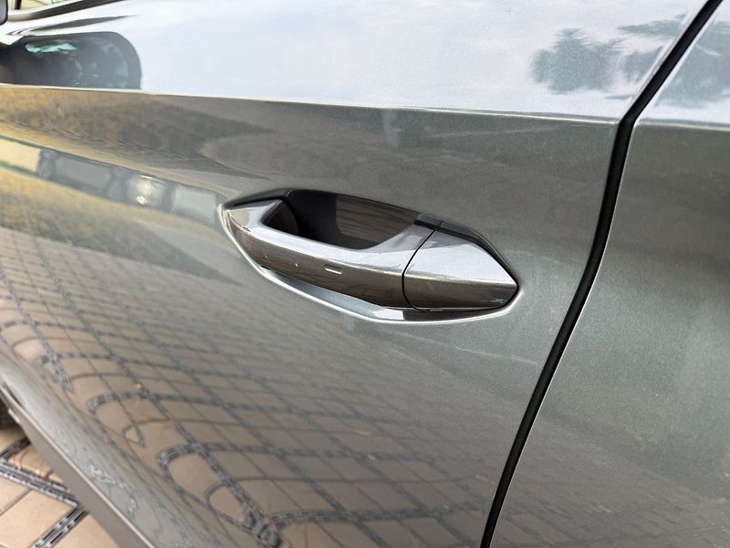 Škoda Enyaq iV60 Matrix LED Tažné - fotka 6 z 42