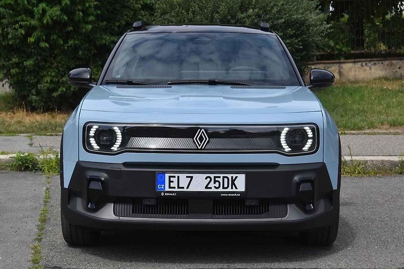 Renault 4 může být dobrým univerzálním rodinným vozem.